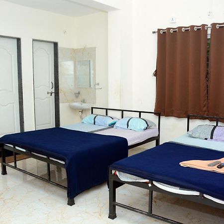 Shree Swami Samarth Resort Diveāgar Buitenkant foto