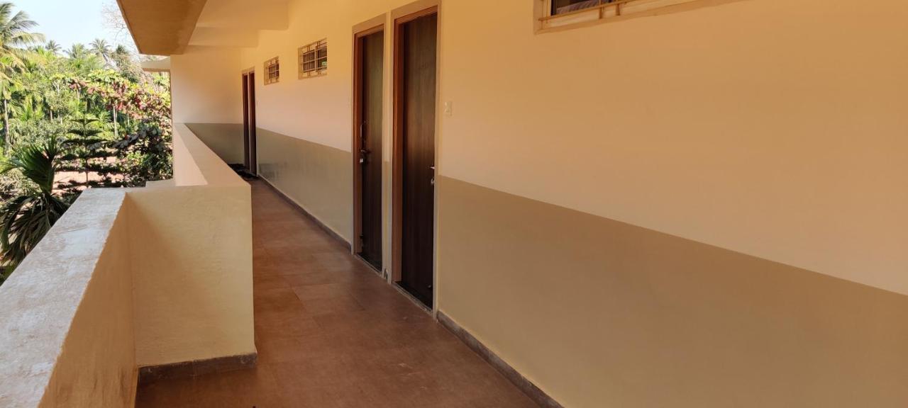Shree Swami Samarth Resort Diveāgar Buitenkant foto